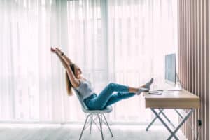 Wohlfühlbüro: Wie moderne Arbeitsplatzgestaltung Motivation, Gesundheit und Unternehmenserfolg steigert