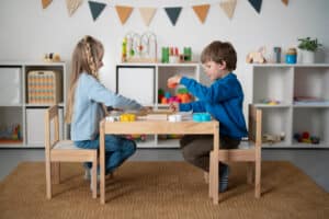 Möbeln für Kindergärten